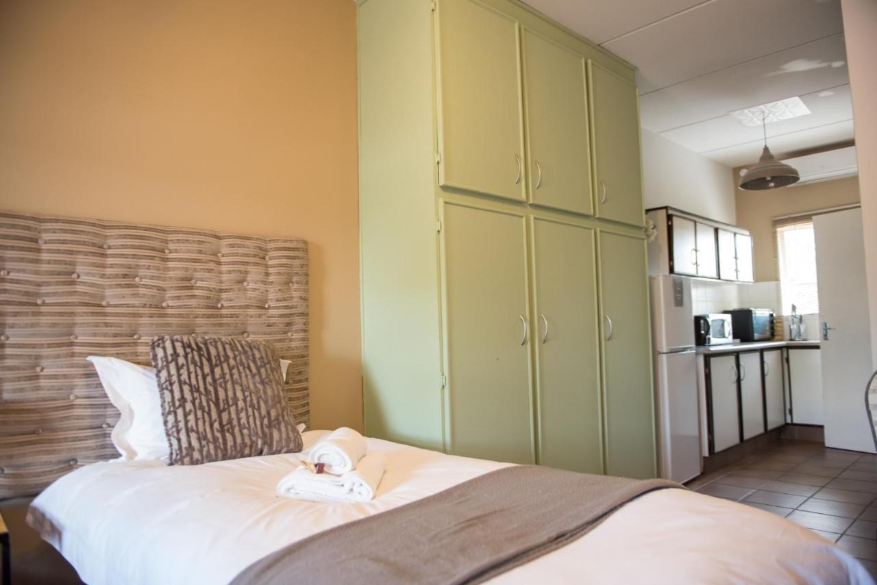 Melrose Place Guestrooms Potchefstroom Exteriér fotografie